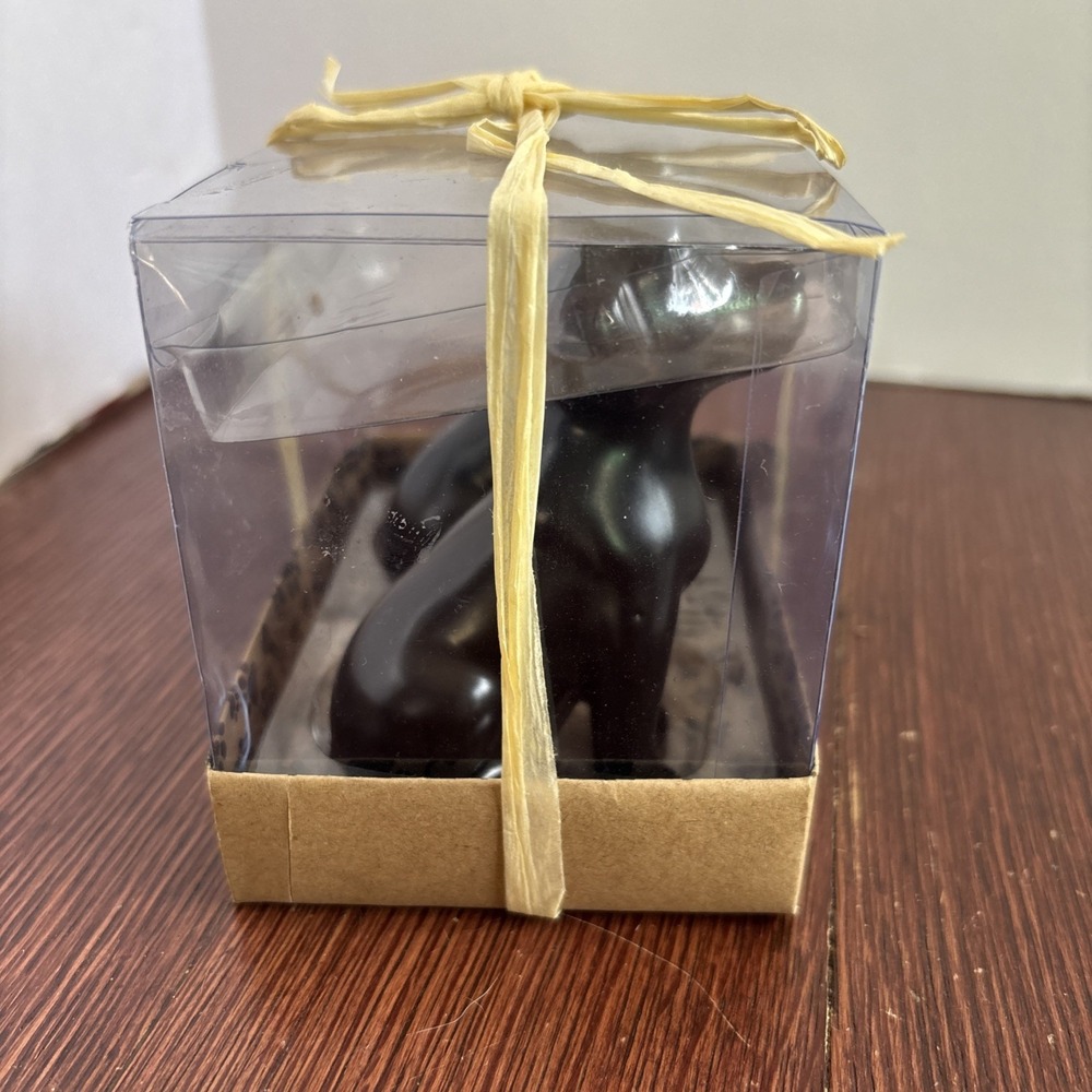 Hazel & Co Set Of 2 Ceramic Black Dogs Salt & Pepper Shakers New in Box - Picture 2 of 7